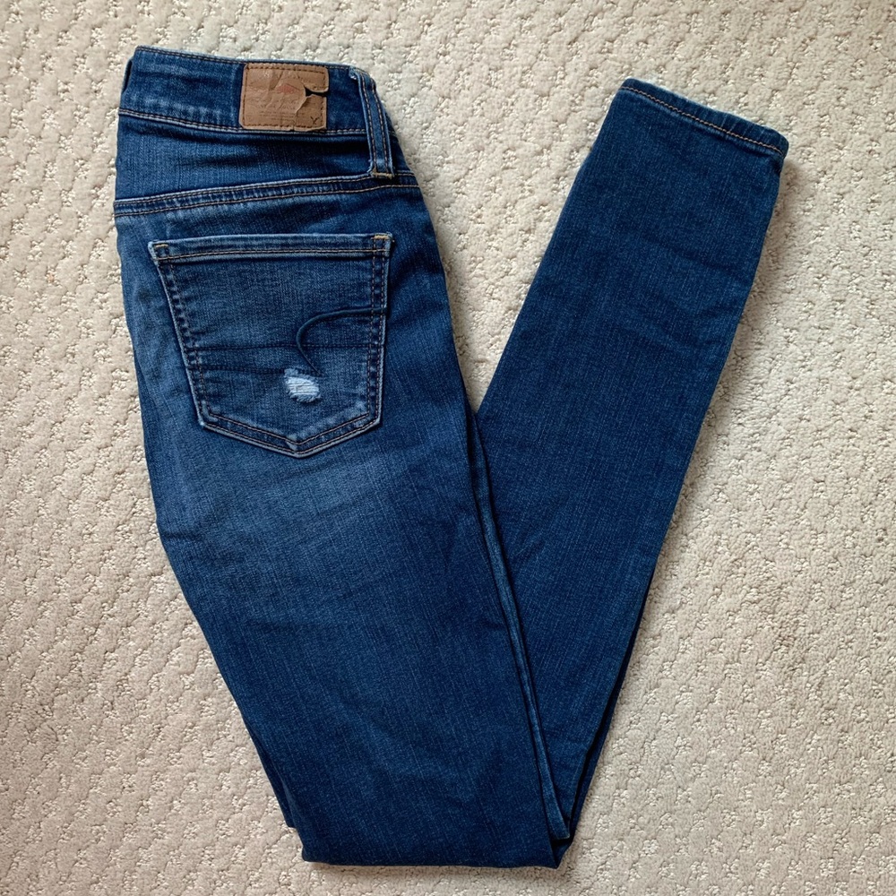 American Eagle Low Rise Ripped Jeggings 0